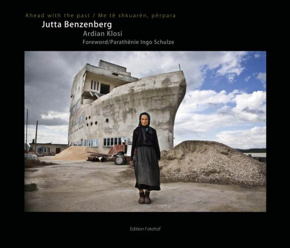 Jutta Benzenberg - Ahead With The Past